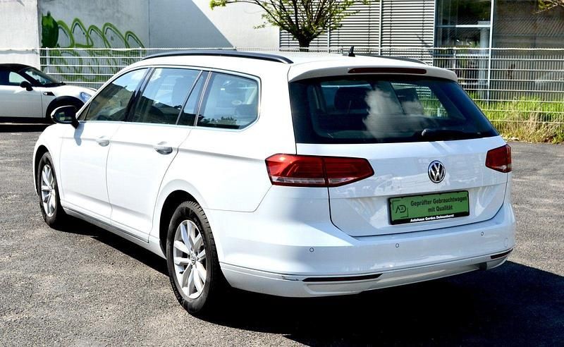 Gebraucht VW Passat 120 PS (88 kW) 2016 Weiß Kombi