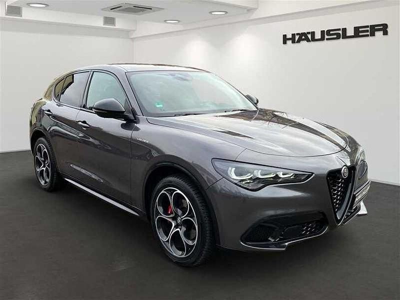 Gebraucht Alfa Romeo Stelvio Veloce 209 PS (153 kW) 2024 Grigio vesuvio SUV
