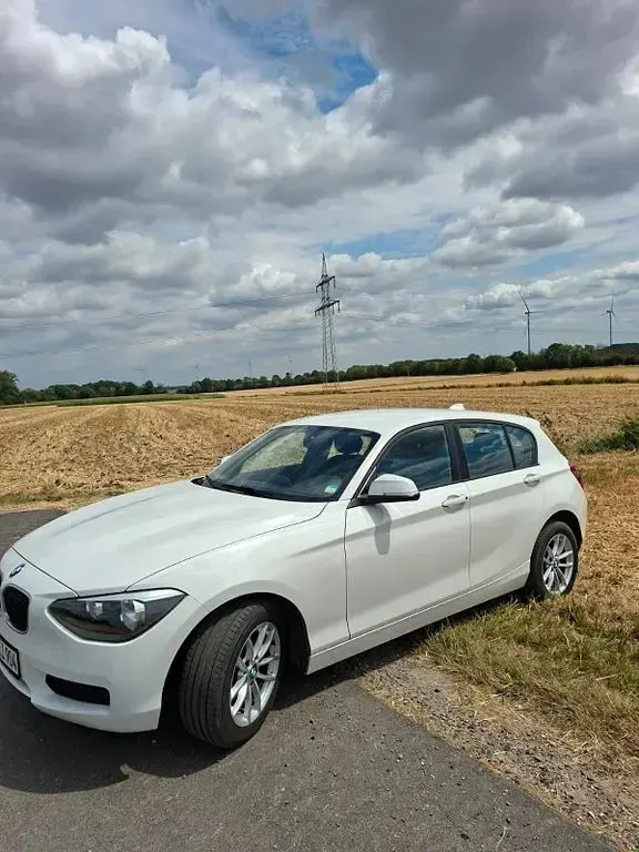 Gebraucht BMW 116 136 PS (100 kW) 2014 Weiß Kleinwagen
