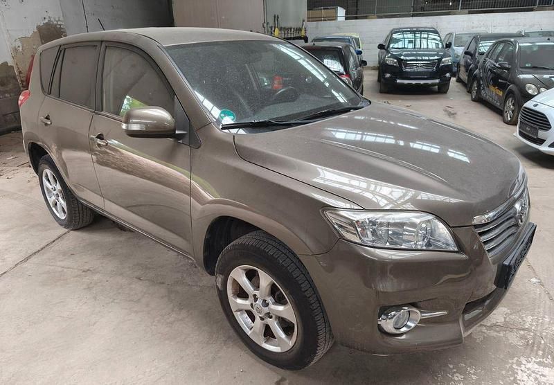 Gebraucht 2010 Toyota RAV4 Life SUV | 8.500 € (Guter Preis) - Bild 1/4