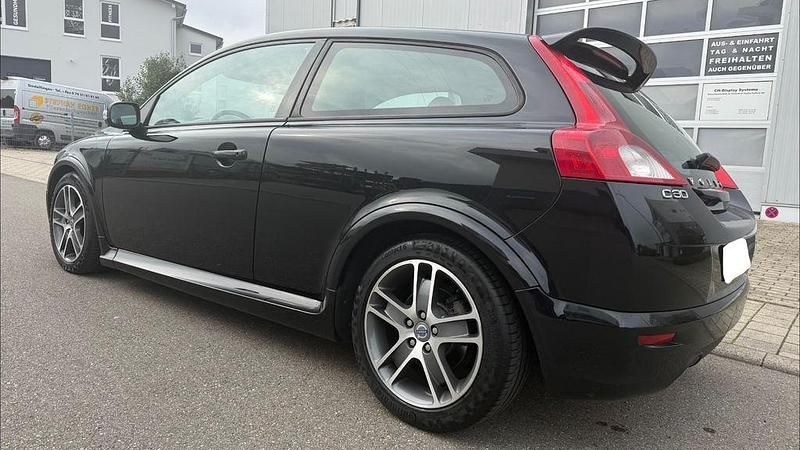 Gebraucht Volvo C30 Momentum 136 PS (100 kW) 2009 Black stone solid / solid Kleinwagen