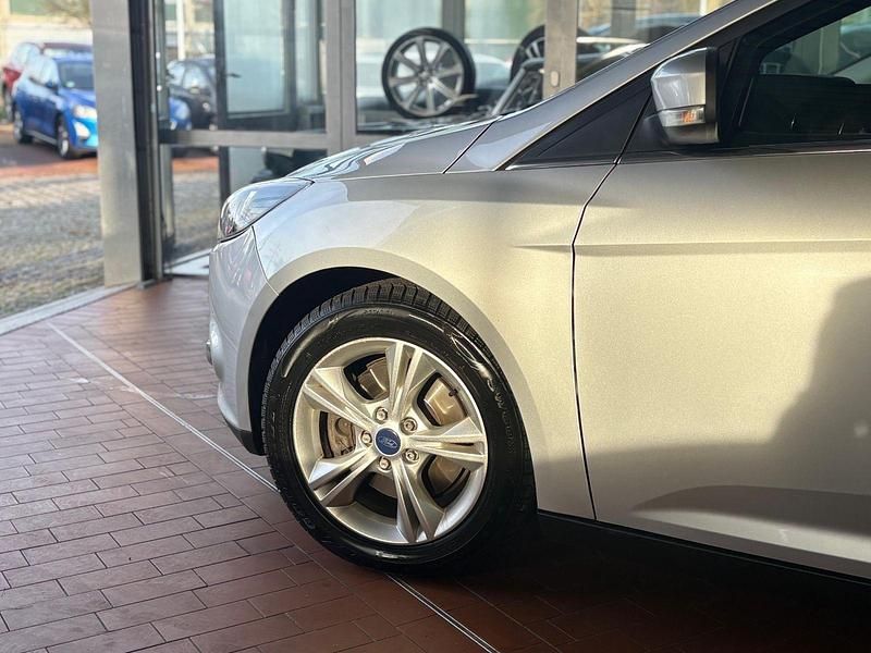 Gebraucht Ford Focus Champions Edition 140 PS (102 kW) 2012 Grau Kombi