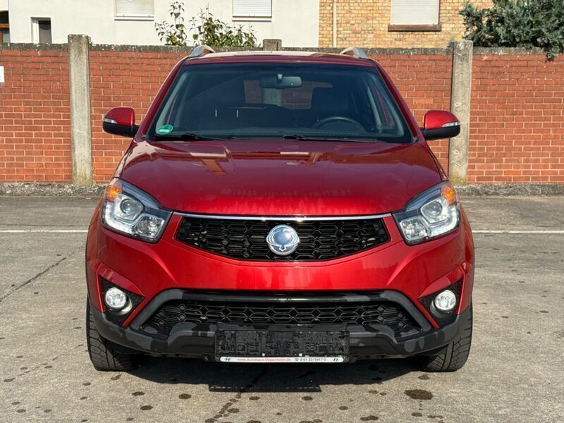 Rot Gebraucht 2014 Ssangyong Korando SUV | 6.650 € (Teuer) - Bild 1/4