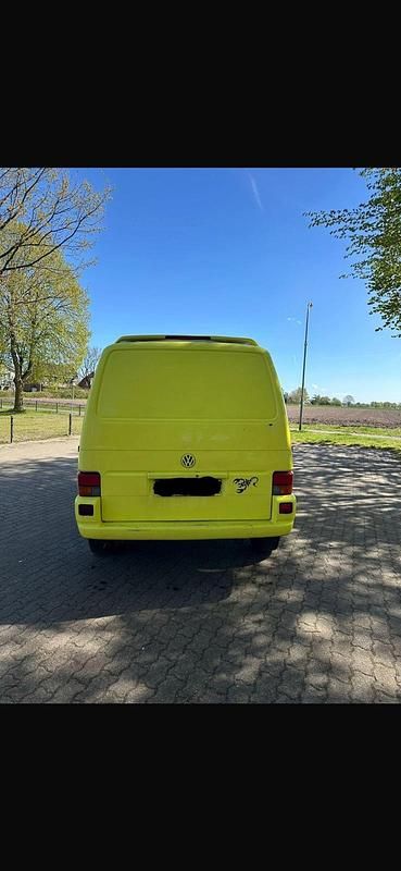 Gebraucht VW Transporter 102 PS (75 kW) 2000 Gelb Van
