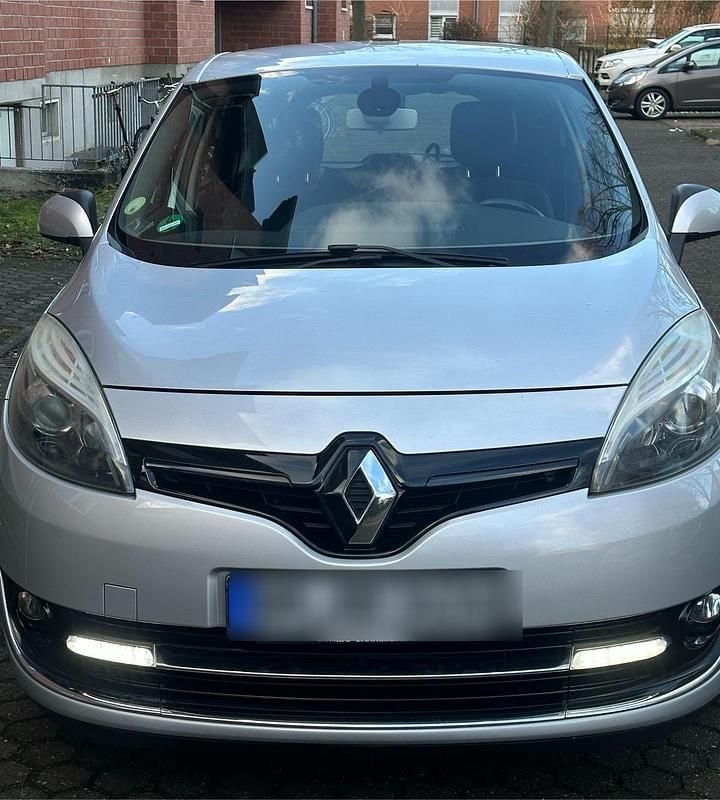 Silber Gebraucht 2013 Renault Grand Scénic III Van / Kleinbus | 5.800 € (Fairer Preis) - Bild 1/4