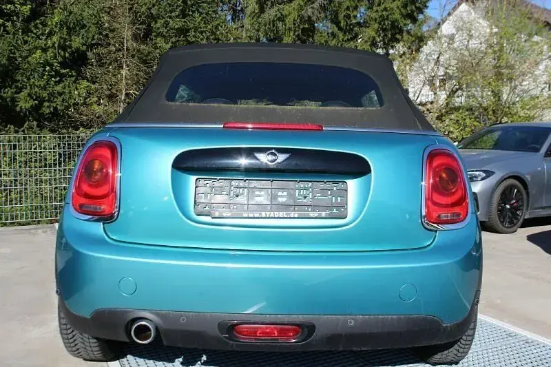 Gebraucht Mini Cooper D Cabriolet Pepper 116 PS (85 kW) 2018 Caribbean aqua metallic Cabrio