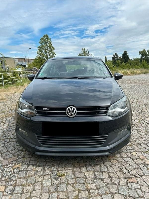 Schwarz Gebraucht 2012 VW Polo Black Edition Limousine | 3.100 € (Guter Preis) - Bild 1/4