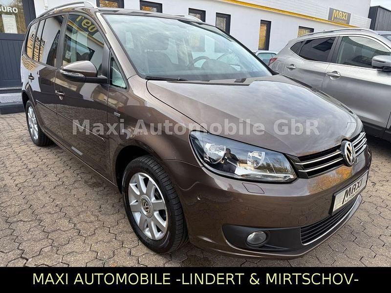 Braun Gebraucht 2014 VW Touran Life Van / Kleinbus | 10.990 € (Fairer Preis) - Bild 1/4