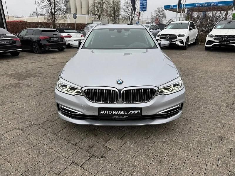 Gebraucht BMW 520 Luxury Line 190 PS (139 kW) 2020 Grau Limousine