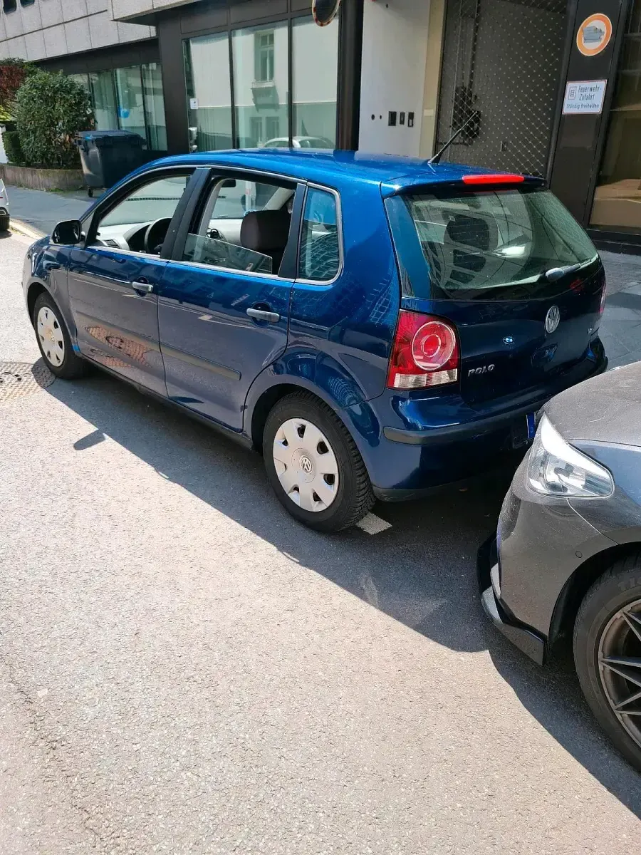 Gebraucht VW Polo 64 PS (47 kW) 2007 Blau Kleinwagen