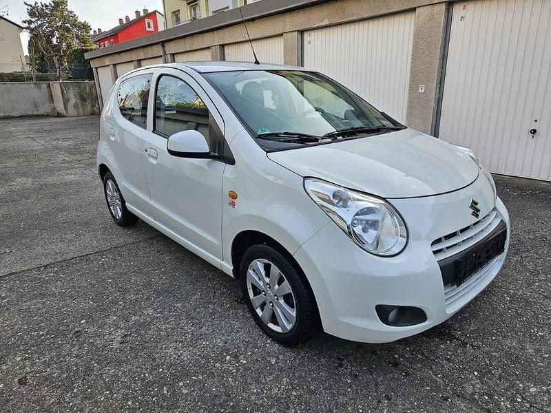 Gebraucht Suzuki Alto 68 PS (50 kW) 2010 Weiß Kleinwagen