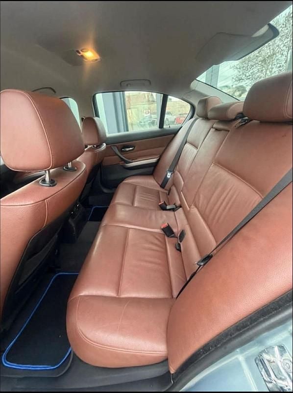 Gebraucht BMW 325 218 PS (160 kW) 2005 Grau Limousine