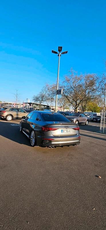 Gebraucht Audi A3 S-Line 150 PS (110 kW) 2020 Grau Limousine