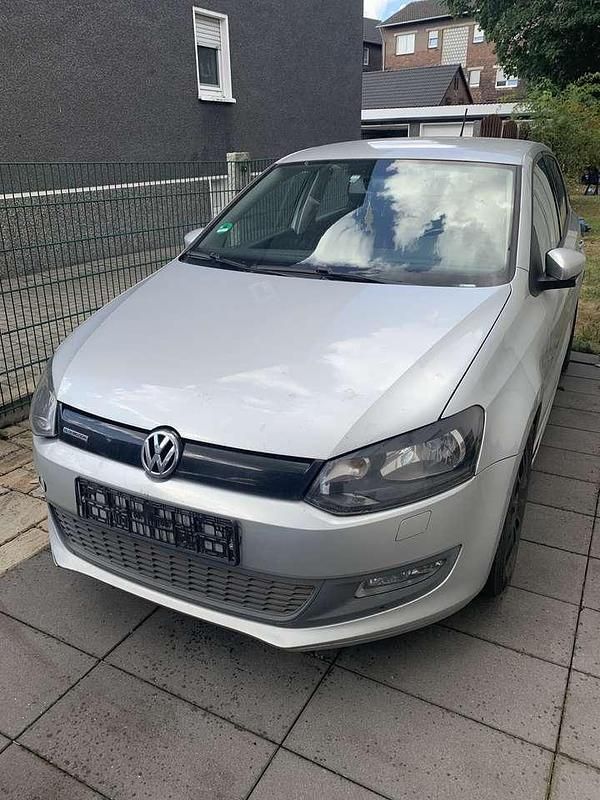 Gebraucht 2010 VW Polo Limousine | 2.500 € (Superpreis) - Bild 1/4