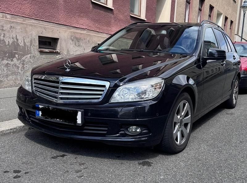 Schwarz Gebraucht 2009 Mercedes 200 Kombi | 2.899 € - Bild 1/4
