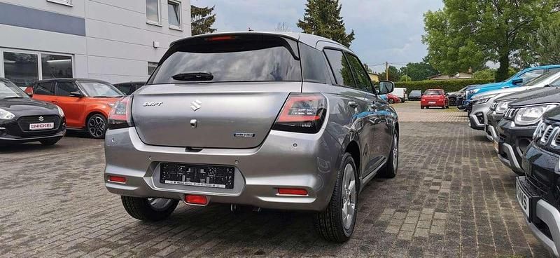 Gebraucht Suzuki Swift Comfort 83 PS (61 kW) 2024 Silber Kleinwagen