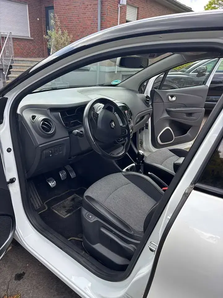 Gebraucht Renault Captur 110 PS (80 kW) 2018 Weiß SUV