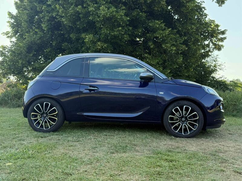 Blau Gebraucht 2017 Opel Adam Glam Kleinwagen | 11.490 € (Fairer Preis) - Bild 1/4