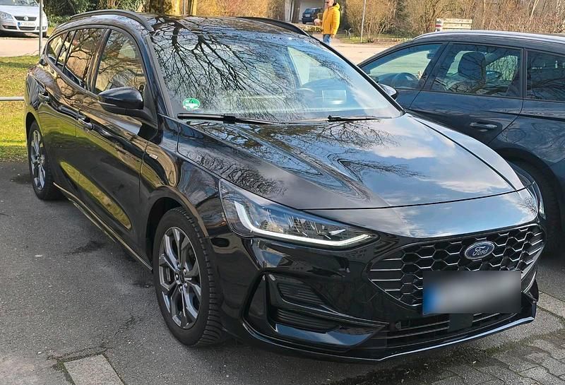 Gebraucht Ford Focus ST-Line 125 PS (91 kW) 2022 Schwarz Kombi