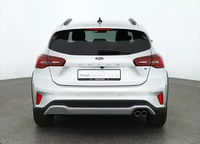 Gebraucht Ford Focus Active 125 PS (91 kW) 2023 Silber Limousine