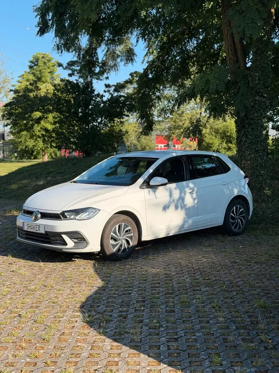 Gebraucht VW Polo Life 95 PS (69 kW) 2024 Weiß Kleinwagen
