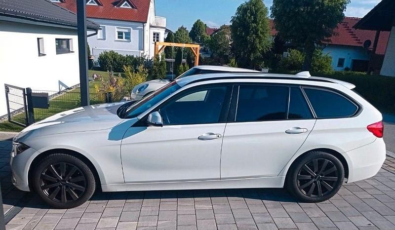 Gebraucht BMW 320 190 PS (139 kW) 2018 Weiß Kombi