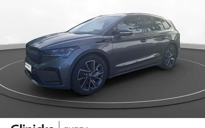Grau Gebraucht 2025 Skoda Enyaq iV SportLine SUV | 44.910 € (Superpreis) - Bild 1/4