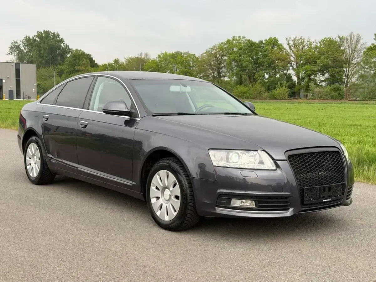 Second-hand Audi A6 Comfort 190 CP (139 kW) 2010 Gri Berlinǎ