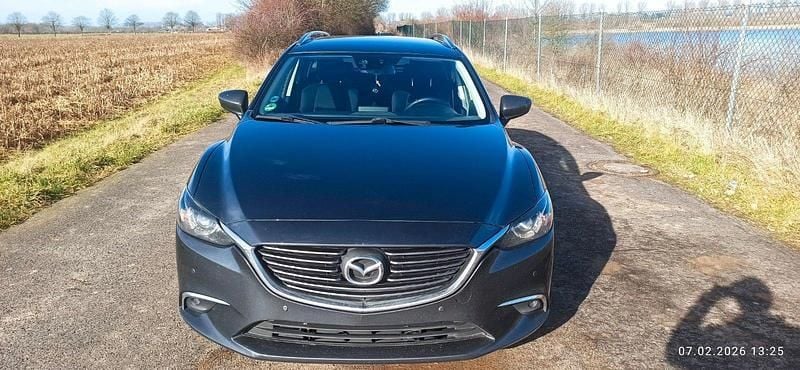 Grau Gebraucht 2016 Mazda 6 Exclusive-Line Kombi | 9.200 € (Fairer Preis) - Bild 1/4