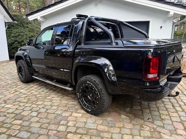 Second-hand VW Amarok 258 CP (189 kW) 2019 Negru Pickup