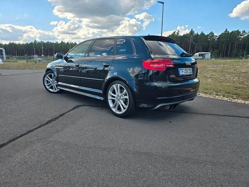 Gebraucht Audi S3 Ambiente 310 PS (228 kW) 2011 Schwarz Kleinwagen