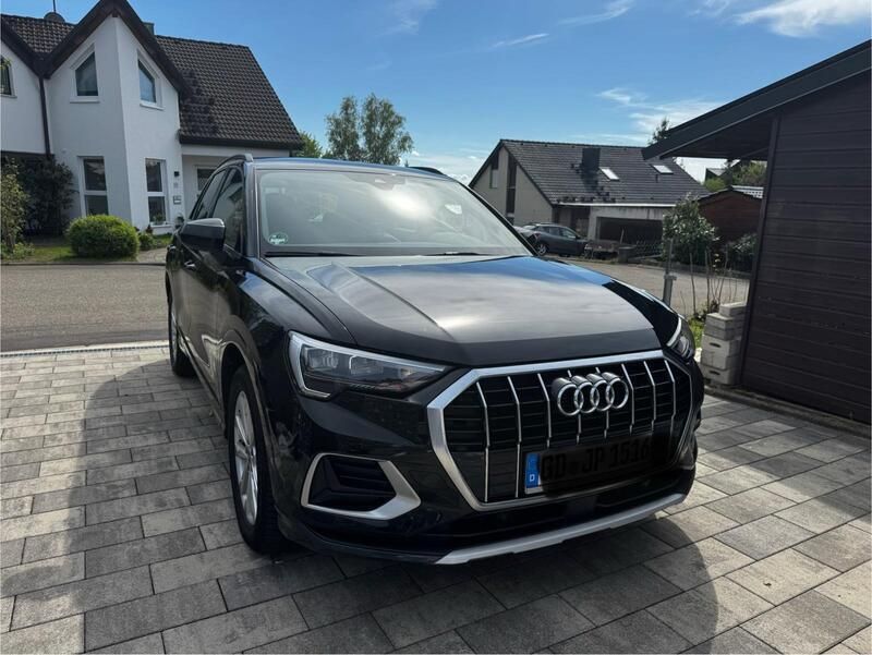 Schwarz Gebraucht 2021 Audi Q3 Advanced SUV | 27.800 € (Superpreis) - Bild 1/4