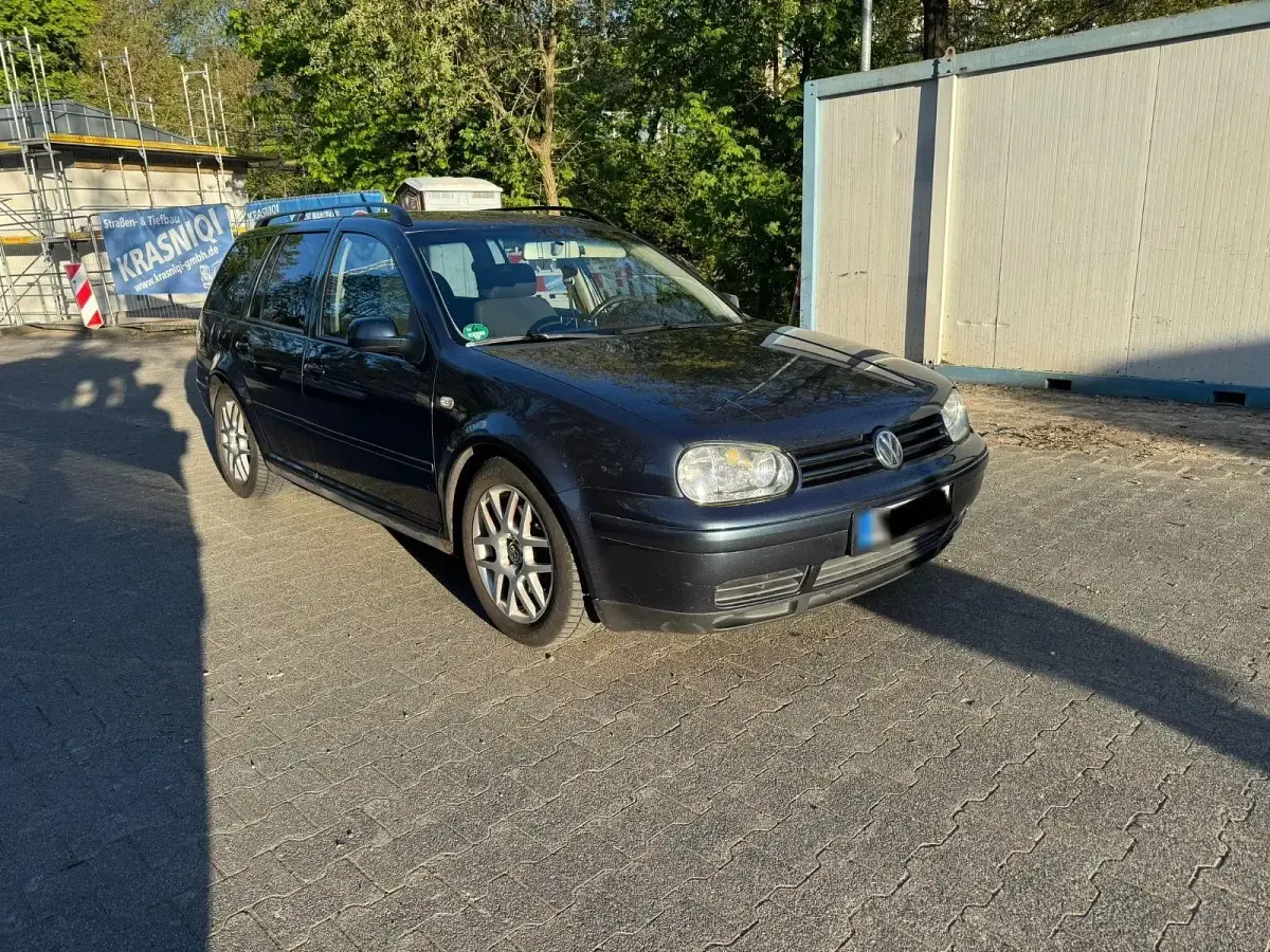 Gebraucht VW Golf IV Pacific 131 PS (96 kW) 2005 Grau Kombi