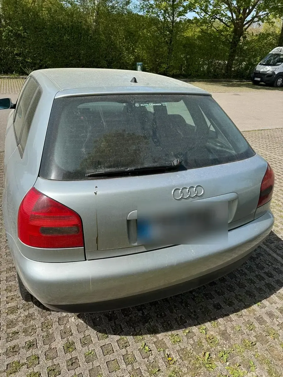 Używany Audi A3 103 KM (75 kW) 1999 Srebrny Hatchback