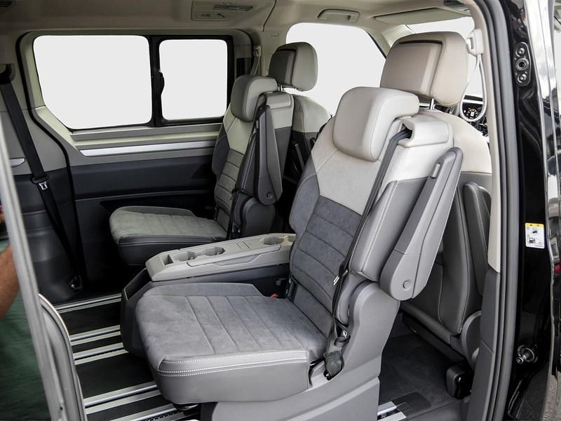 Gebraucht VW Multivan Goal 272 PS (200 kW) 2025 Deep black perleffekt Van