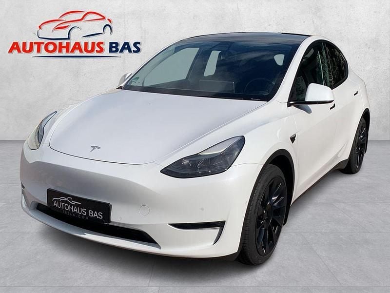 Gebraucht Tesla Model Y Long Range AWD 378 kW (514 PS) 2022 Pearl white multi coat SUV