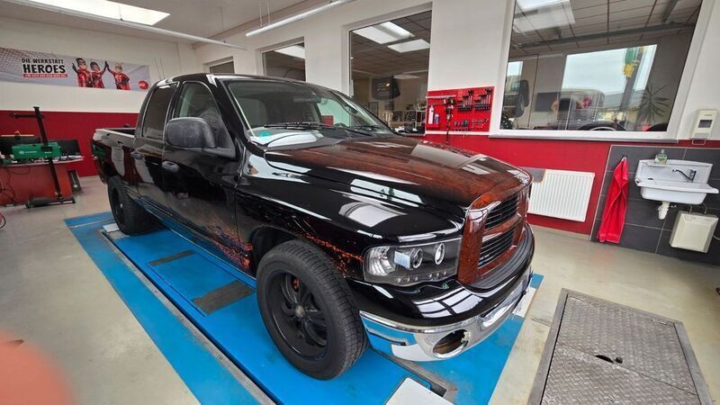 Gebraucht 2003 Dodge Ram Abholung | 9.990 € (Guter Preis) - Bild 1/3