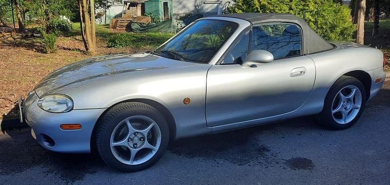 Gebraucht Mazda MX5 110 PS (80 kW) 2002 Silber Cabrio