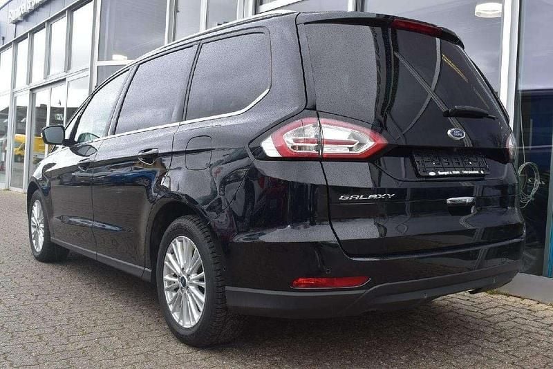 Gebraucht Ford Galaxy Titanium 190 PS (139 kW) 2018 Iridiumschwarz mica Van / Kleinbus