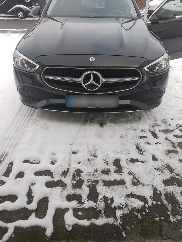 Schwarz Gebraucht 2022 Mercedes C200 Kombi | 28.500 € (Fairer Preis) - Bild 1/4