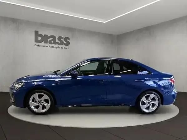 Second-hand Audi A3 S-Line 150 CP (110 kW) 2025 Albastru Berlinǎ