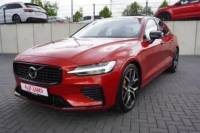 Gebraucht Volvo S60 392 PS (288 kW) 2021 Orange Limousine