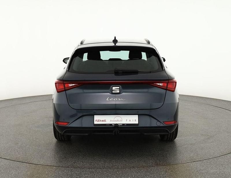 Neu Seat Leon ST 116 PS (85 kW) 2025 Grau Kombi