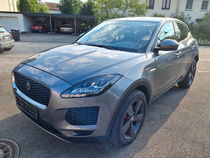 Grau Gebraucht 2018 Jaguar E-Pace SUV | 22.990 € (Guter Preis) - Bild 1/4