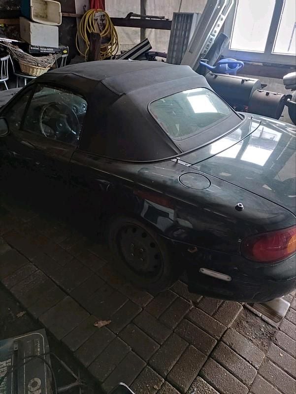 Gebraucht Mazda MX5 116 PS (85 kW) 2000 Grün Cabrio