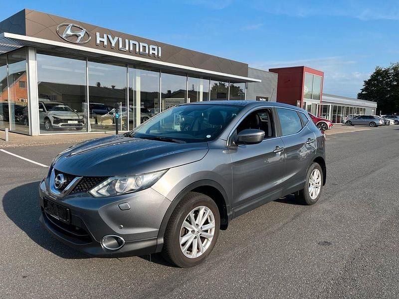 Gebraucht 2015 Nissan Qashqai Acenta Connect SUV | 7.999 € (Guter Preis) - Bild 1/4