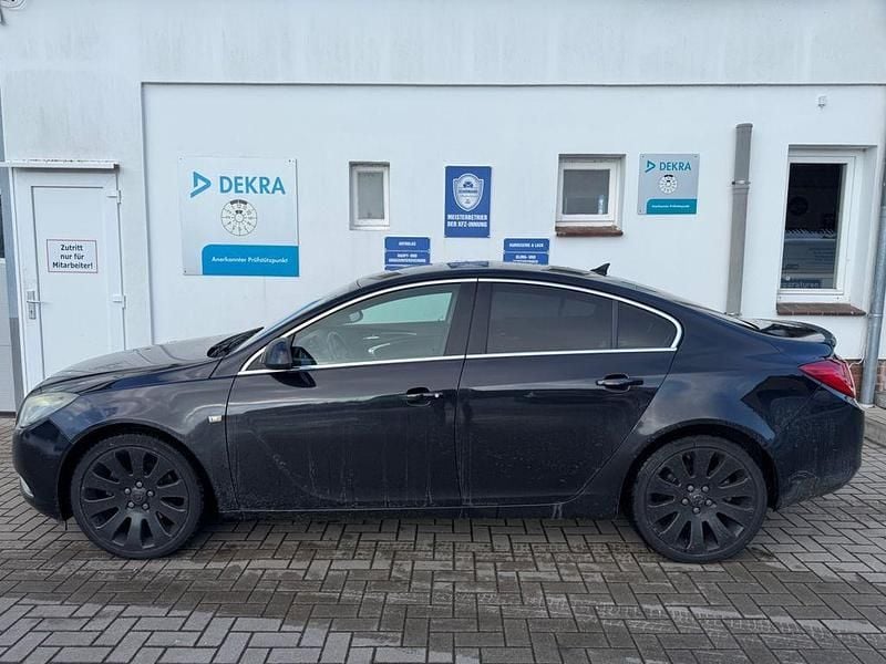 Gebraucht Opel Insignia Sport 220 PS (161 kW) 2008 Schwarz Limousine