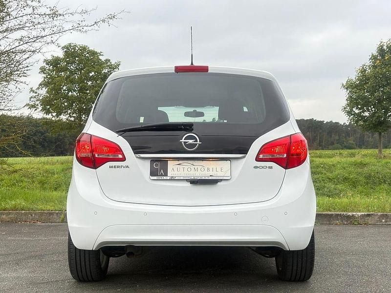 Gebraucht Opel Meriva 120 PS (88 kW) 2011 Weiß Van / Kleinbus