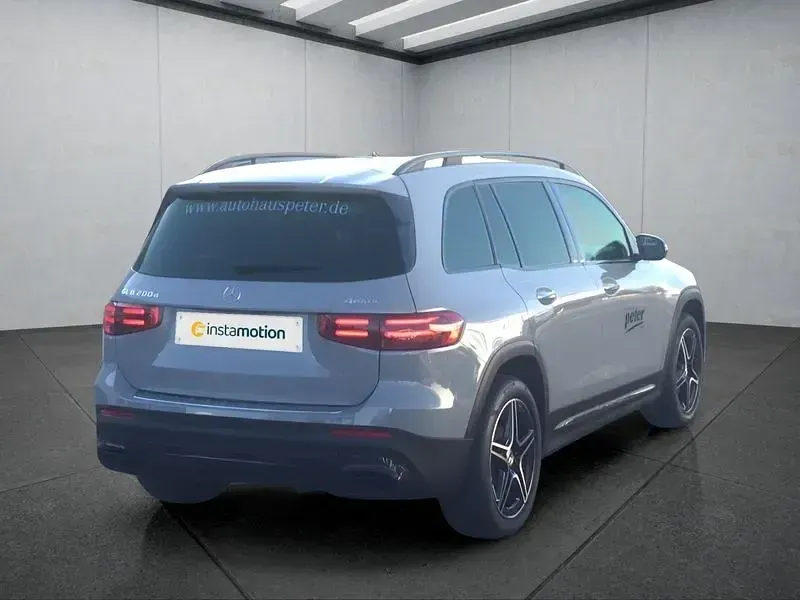 Gebraucht Mercedes GLB200 150 PS (110 kW) 2025 Grau SUV
