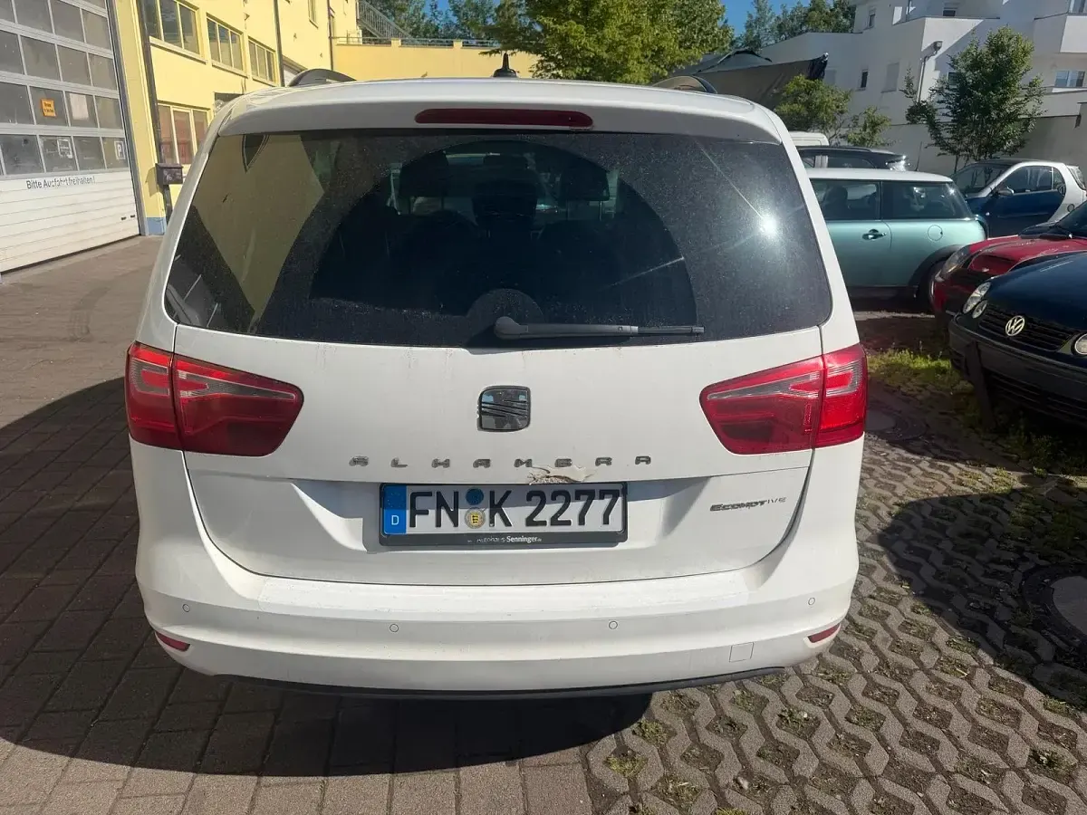 Gebraucht Seat Alhambra 170 PS (125 kW) 2011 Weiß Van / Kleinbus